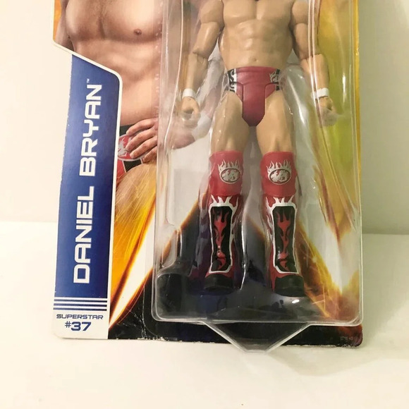 WWE 2014 Daniel Bryan Superstar 37 Mattel  Action Figure Damaged Box - Picture 5 of 16